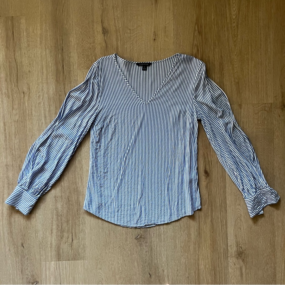 Banana republic small navy and white striped blouse